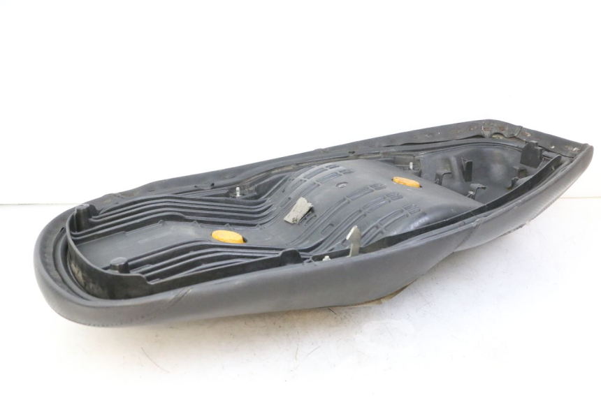 photo de ASIENTO HONDA FES S-WING SWING ABS 125 (2007 - 2015) - Otra vista del artículo