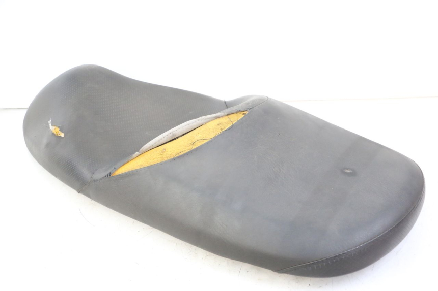 photo de ASIENTO HONDA FES S-WING SWING ABS 125 (2007 - 2015) - Primer plano técnico