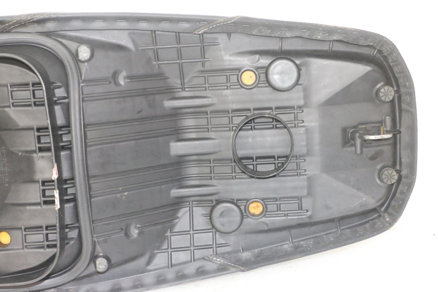 photo de ASIENTO HONDA SH i 300 (2015 - 2020) - Características distintivas