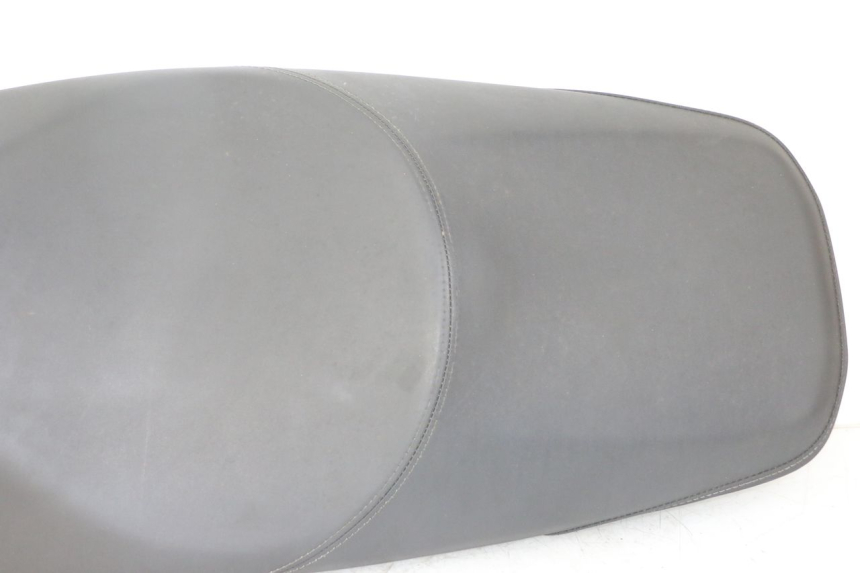 photo de ASIENTO HONDA SH i 300 (2015 - 2020) - Primer plano de alta resolución