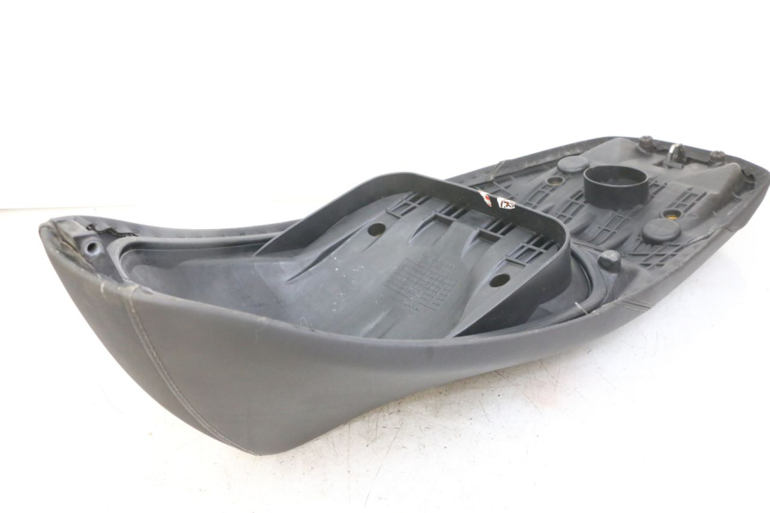 photo de ASIENTO HONDA SH i 300 (2015 - 2020) - Recambio usado revisado