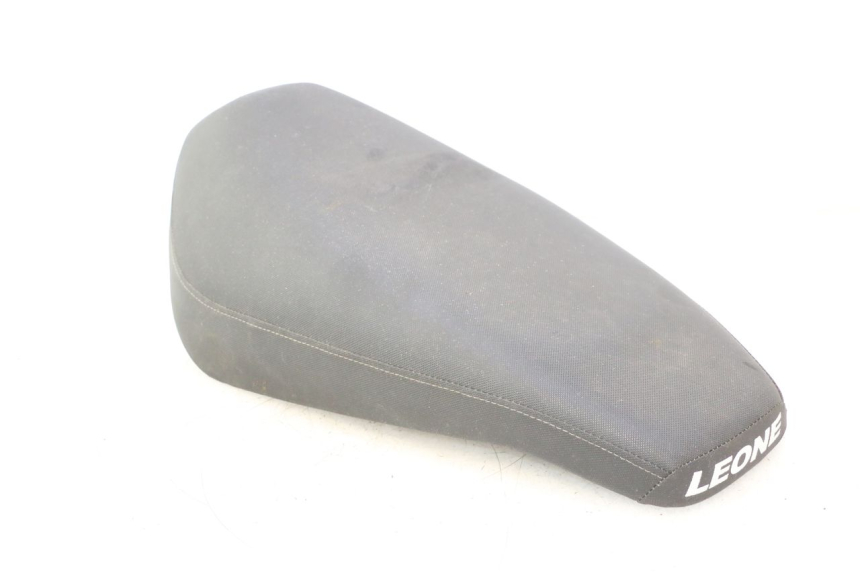 photo de ASIENTO KEEWAY HURRICANE 50 (2006 - 2019) - Características distintivas