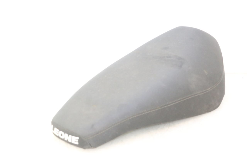 photo de ASIENTO KEEWAY HURRICANE 50 (2006 - 2019) - Zoom sobre los componentes