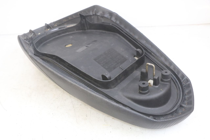 photo de ASIENTO SYM JET SPORT XR 50 (2006 - 2015) - Detalles de los puntos de fijación