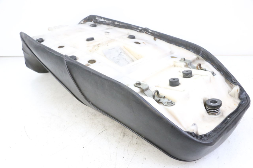 photo de ASIENTO KAWASAKI GTR 1000 (1994 - 2004) - Detalle de la pieza