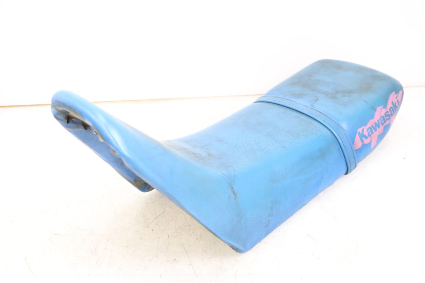 photo de ASIENTO KAWASAKI KDX 125 (1990 - 1991) - Zoom sobre los componentes