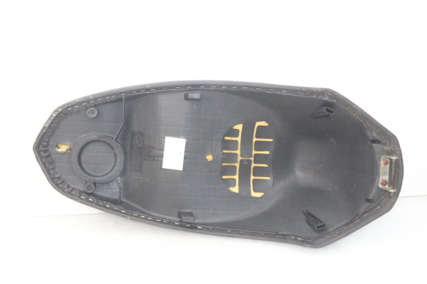 photo de ASIENTO PEUGEOT KISBEE 2T 50 (2010 - 2017) - Primer plano de alta resolución