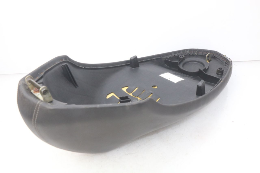 photo de ASIENTO PEUGEOT KISBEE 2T 50 (2010 - 2017) - Marcados y referencias originales