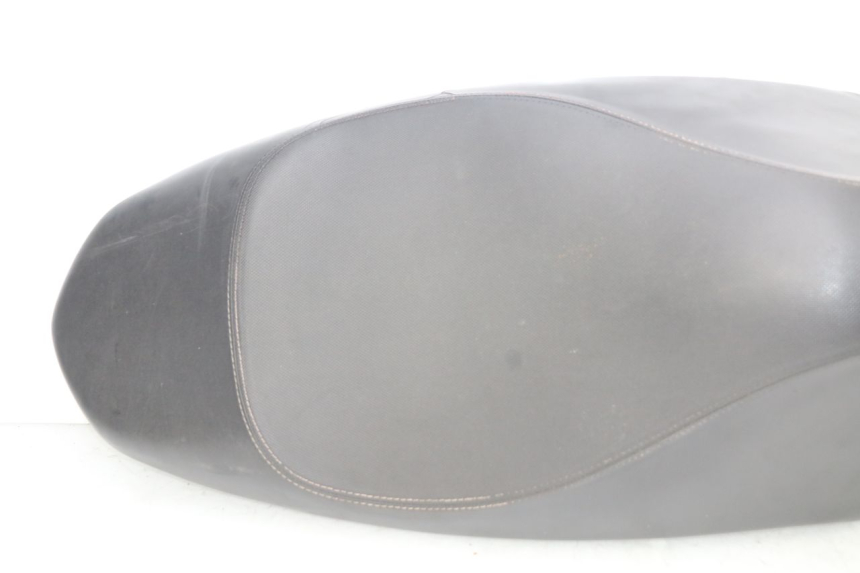 photo de ASIENTO PEUGEOT KISBEE 2T 50 (2010 - 2017) - Perfil de la pieza de repuesto