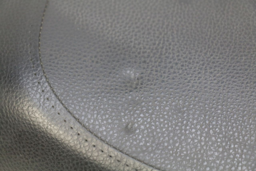 photo de ASIENTO PEUGEOT KISBEE 2T 50 (2010 - 2017) - Detalle de la pieza