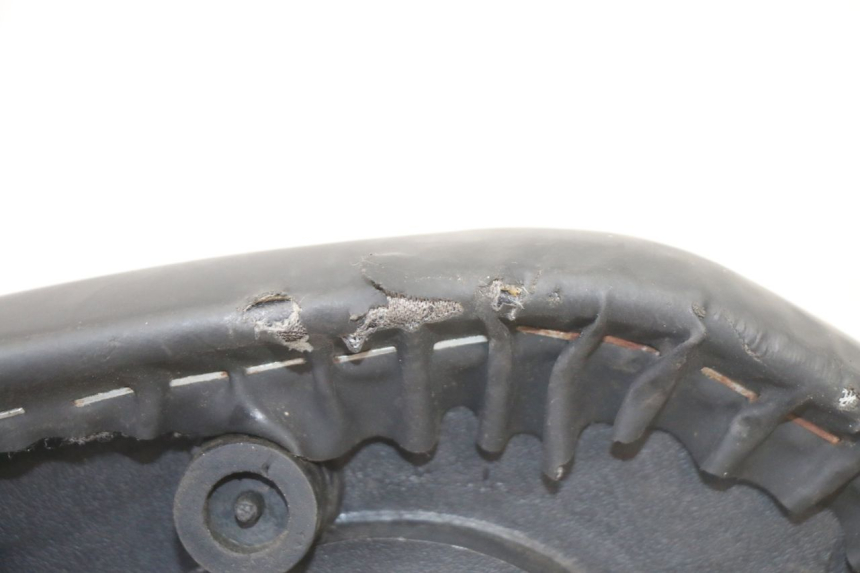 photo de ASIENTO PEUGEOT KISBEE 2T 50 (2010 - 2017) - Estado de la superficie y material