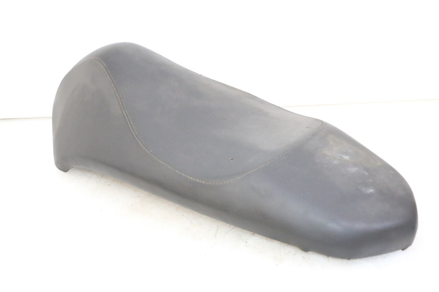 photo de ASIENTO PEUGEOT KISBEE 2T 50 (2010 - 2017) - Primer plano de alta resolución