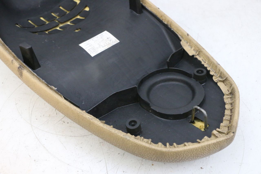 photo de ASIENTO PEUGEOT KISBEE 2T 50 (2010 - 2017) - Zoom estado de uso