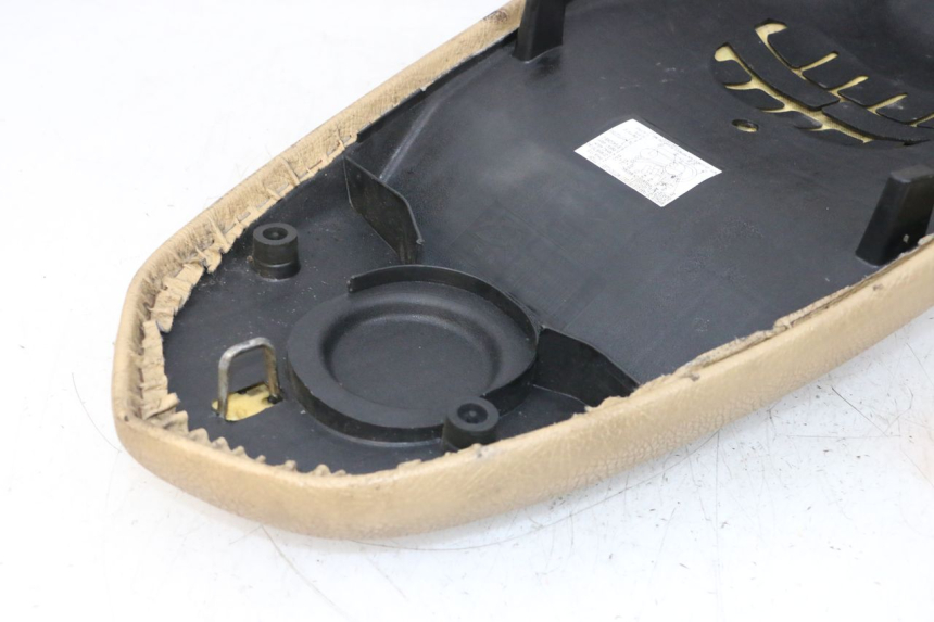 photo de ASIENTO PEUGEOT KISBEE 2T 50 (2010 - 2017) - Marcados y referencias originales