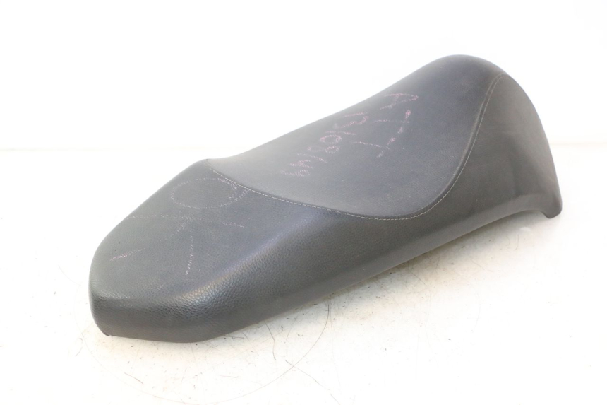 photo de ASIENTO PEUGEOT KISBEE 2T 50 (2018 - 2022) - Zoom sobre los componentes