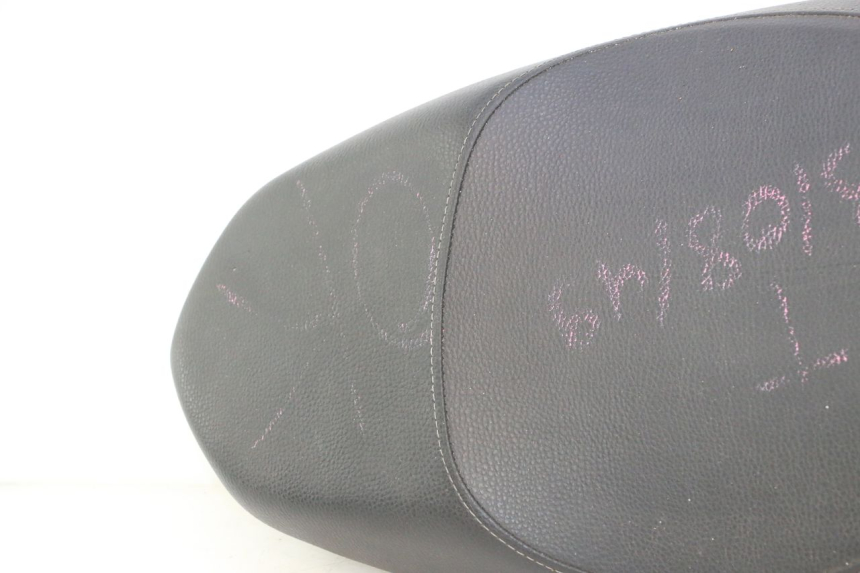 photo de ASIENTO PEUGEOT KISBEE 2T 50 (2018 - 2022) - Inspección visual detallada