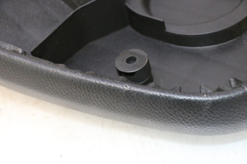photo de ASIENTO PEUGEOT KISBEE 2T 50 (2018 - 2022) - Zoom estado de uso