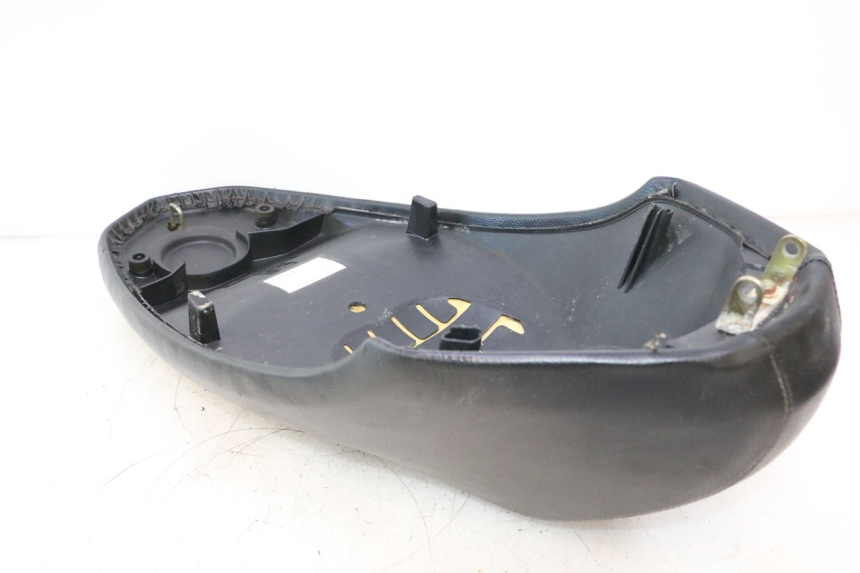 photo de ASIENTO PEUGEOT KISBEE 2T 50 (2010 - 2017) - Primer plano técnico