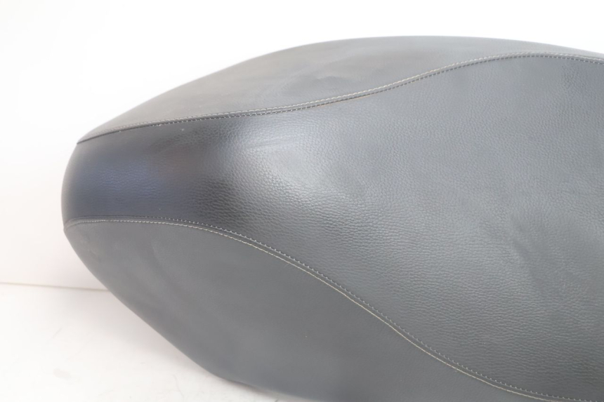 photo de ASIENTO PEUGEOT KISBEE 2T 50 (2010 - 2017) - Zoom estado de uso