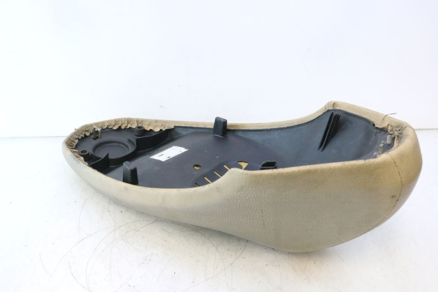 photo de ASIENTO PEUGEOT KISBEE 2T 50 (2010 - 2017) - Otra vista del artículo