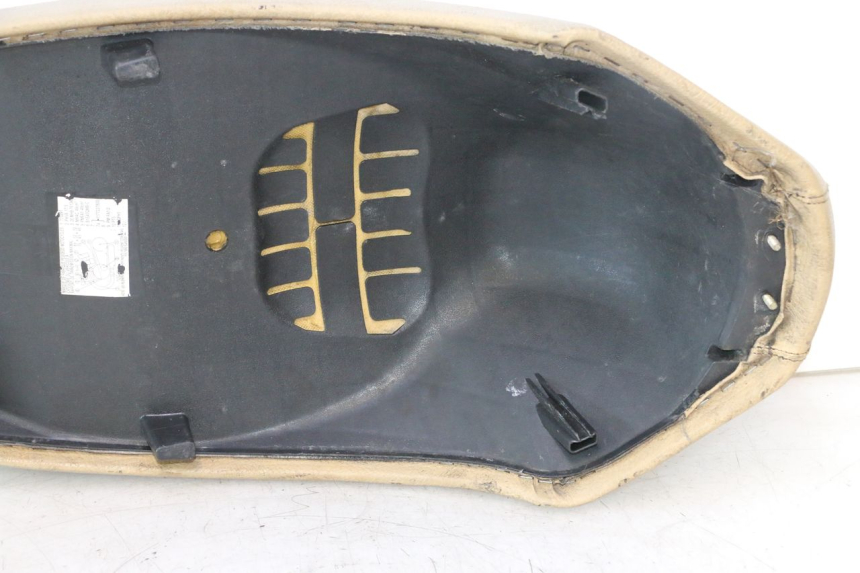 photo de ASIENTO PEUGEOT KISBEE 2T 50 (2010 - 2017) - Otra perspectiva