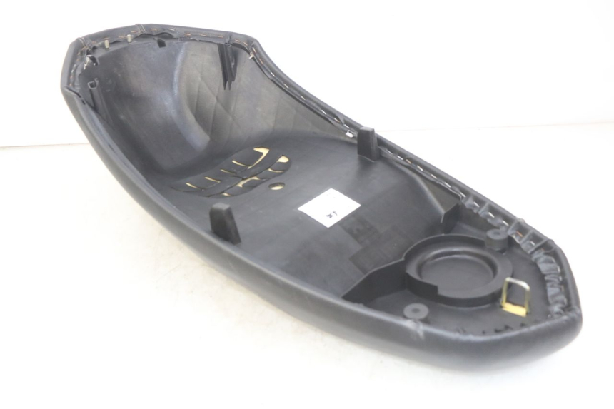 photo de ASIENTO PEUGEOT KISBEE 4T 50 (2018 - 2022) - Otra vista del artículo