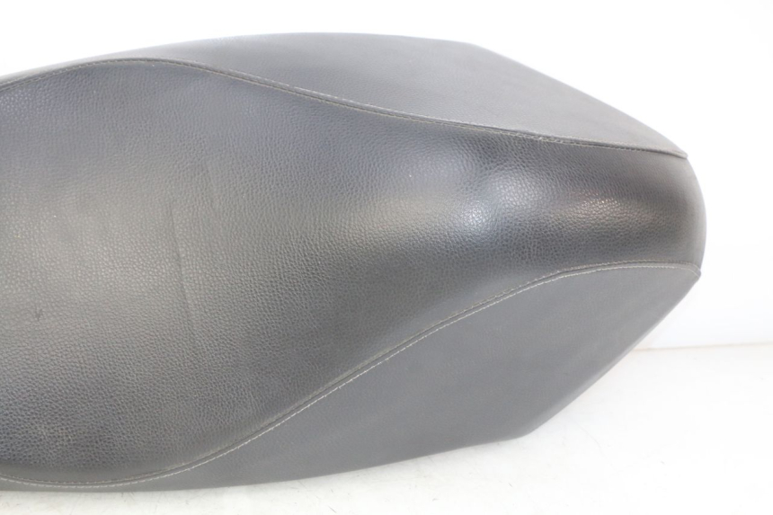 photo de ASIENTO PEUGEOT KISBEE 4T 50 (2018 - 2022) - Zoom calidad de ocasión