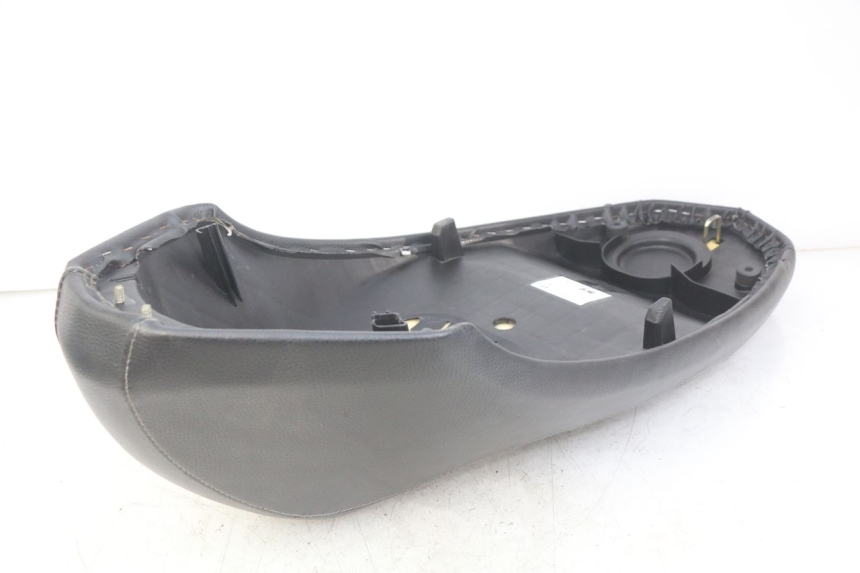 photo de ASIENTO PEUGEOT KISBEE 4T 50 (2018 - 2022) - Marcados y referencias originales