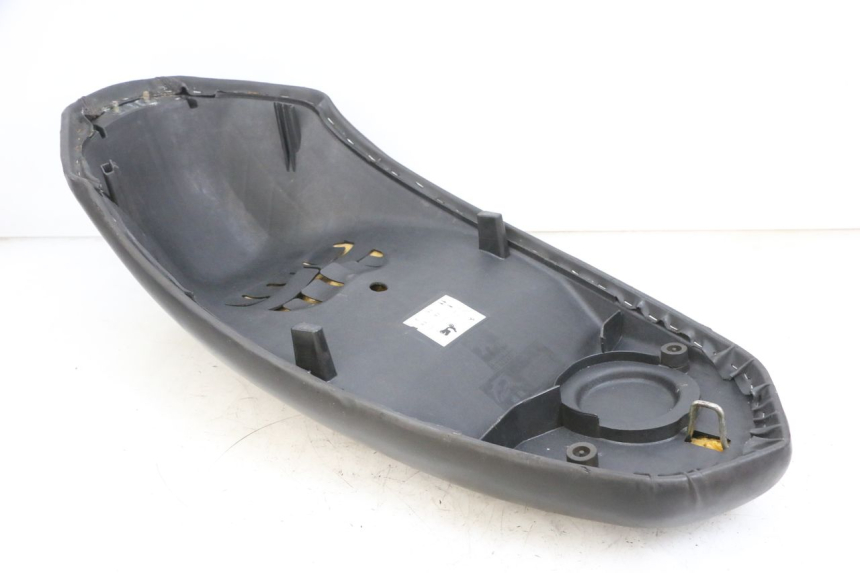 photo de ASIENTO PEUGEOT KISBEE 4T 50 (2018 - 2022) - Otra vista del artículo