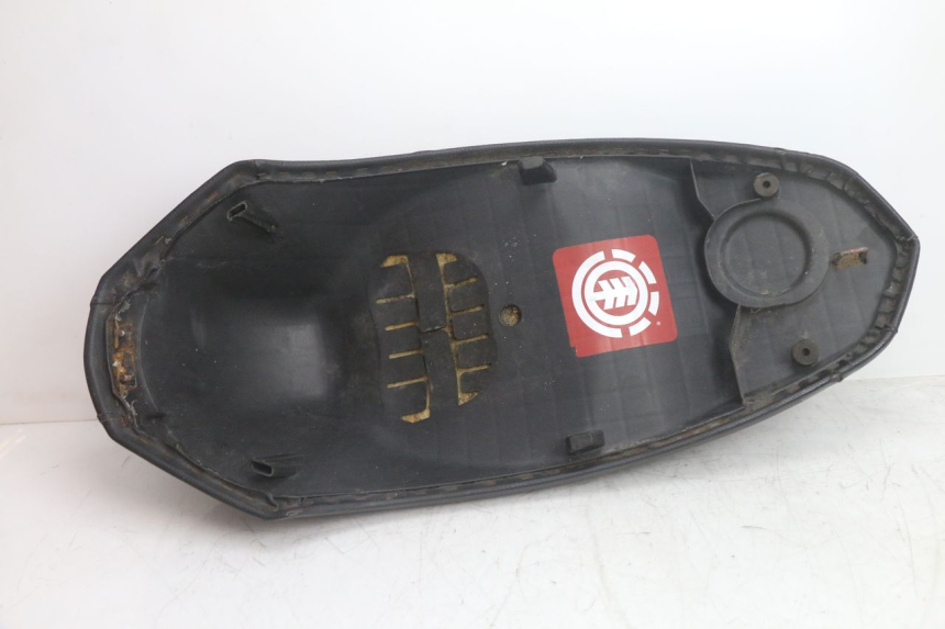 photo de ASIENTO PEUGEOT KISBEE 4T 50 (2018 - 2022) - Recambio usado revisado