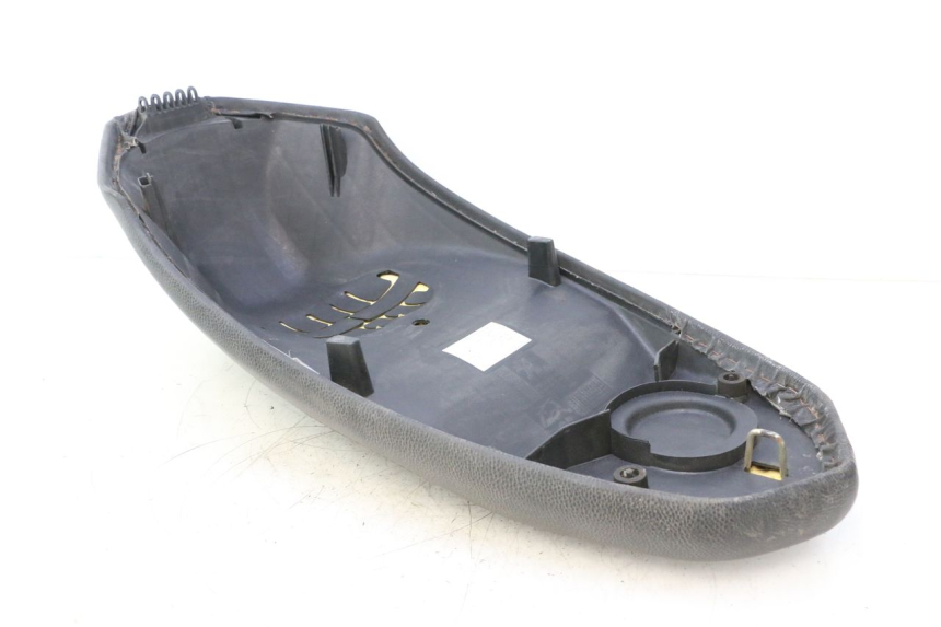 photo de ASIENTO PEUGEOT KISBEE 4T 50 (2010 - 2017) - Otra perspectiva