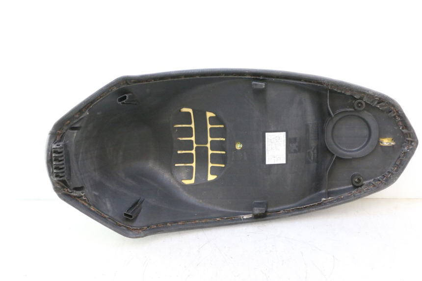 photo de ASIENTO PEUGEOT KISBEE 4T 50 (2010 - 2017) - Recambio usado revisado