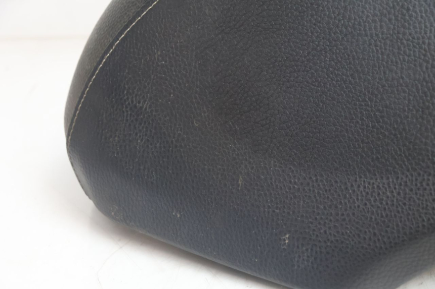 photo de ASIENTO PEUGEOT KISBEE 4T 50 (2018 - 2022) - Vista general del producto