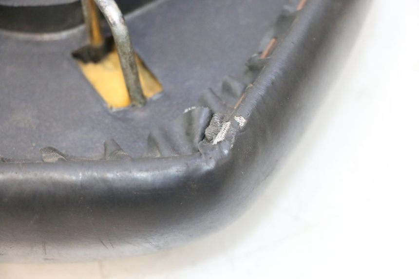 photo de ASIENTO PEUGEOT KISBEE 4T 50 (2010 - 2017) - Detalle de la pieza