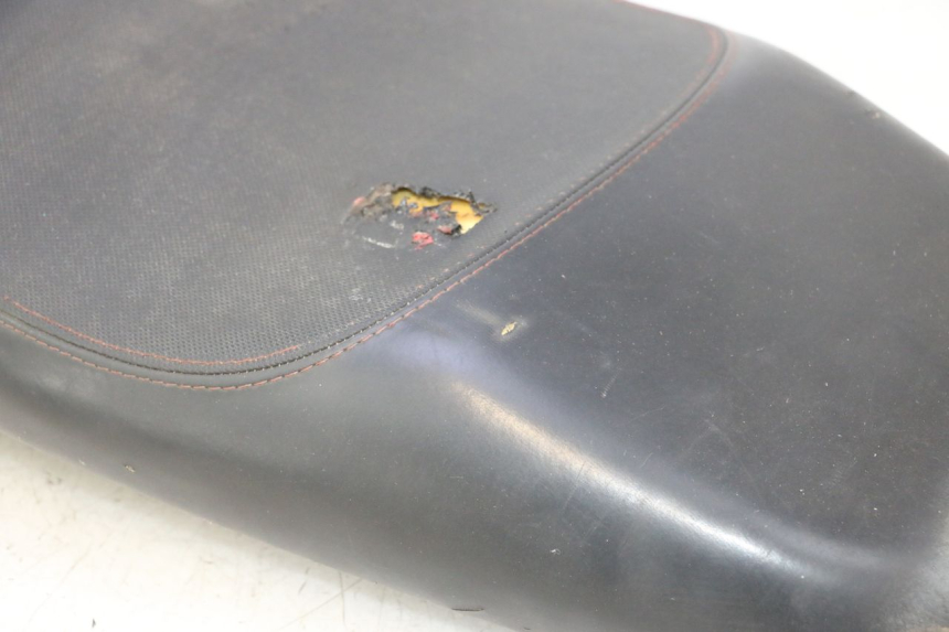 photo de ASIENTO PEUGEOT KISBEE 4T 50 (2010 - 2017) - Perfil de la pieza de repuesto
