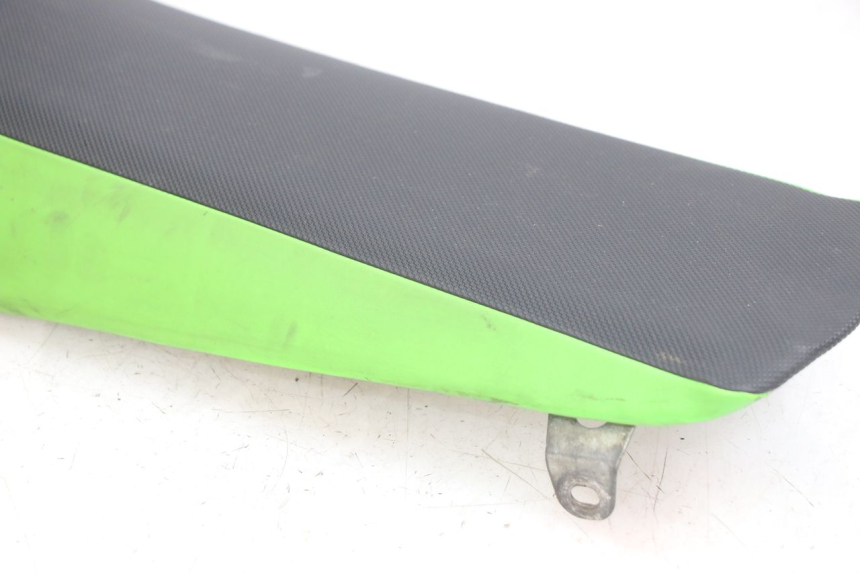 photo de ASIENTO KAWASAKI KXF KX-F 250 (2012 - 2014) - Zoom sobre los componentes
