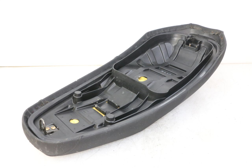 photo de ASIENTO KYMCO PEOPLE S 125 (2000 - 2008) - Primer plano técnico