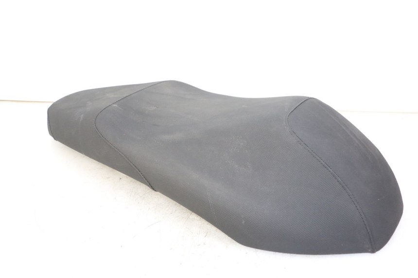 photo de ASIENTO KYMCO PEOPLE S 125 (2000 - 2008) - Detalles de los puntos de fijación