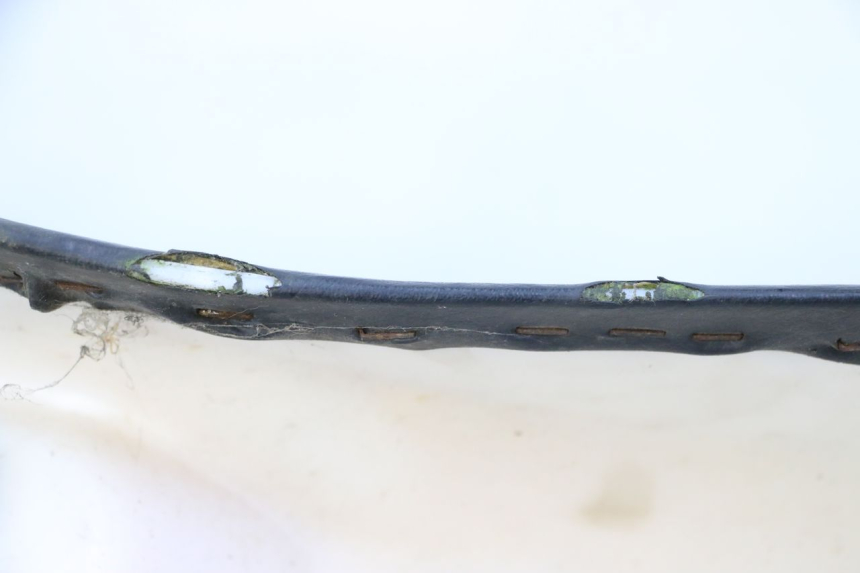 photo de ASIENTO KYMCO STRYKER OFF ROAD 125 (1999 - 2005) - Estado de la superficie y material