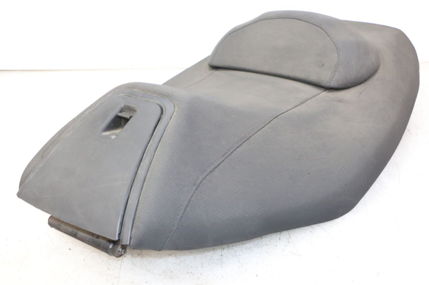 photo de ASIENTO KYMCO XCITING 500 (2007 - 2010) - Zoom sobre los componentes