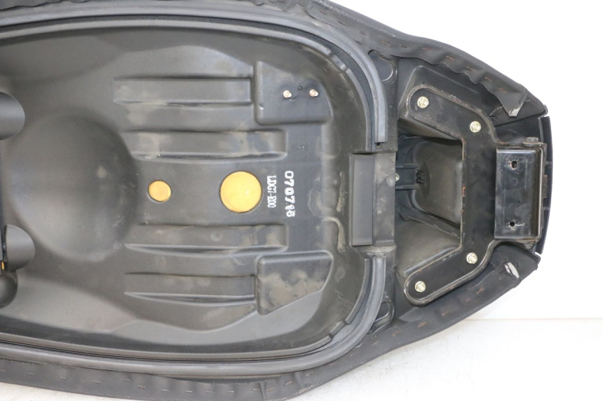 photo de ASIENTO KYMCO XCITING 500 (2007 - 2010) - Zoom estado de uso