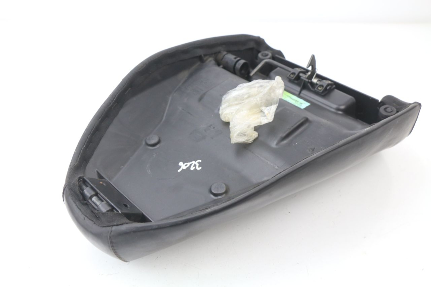 photo de ASIENTO PIAGGIO LIBERTY 4T 50 (2009 - 2015) - Características distintivas