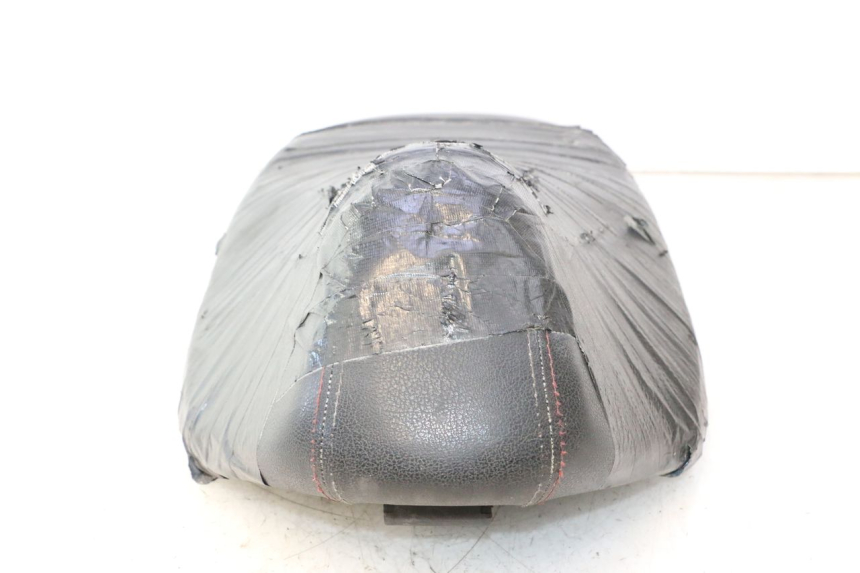 photo de ASIENTO PIAGGIO LIBERTY IGET 4T 50 (2021 - 2025) - Detalles de los puntos de fijación