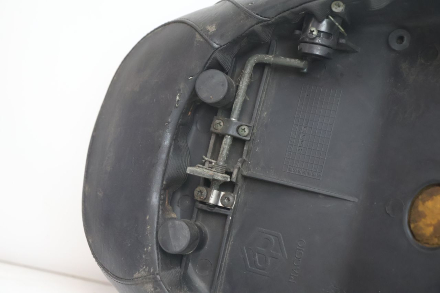 photo de ASIENTO PIAGGIO LIBERTY 125 (1998 - 2008) - Marcados y referencias originales