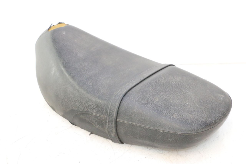 photo de ASIENTO PIAGGIO LIBERTY 50 (1998 - 2003) - Primer plano técnico