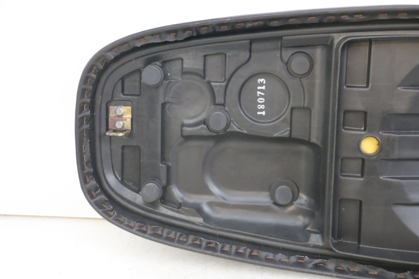 photo de ASIENTO KYMCO LIKE 125 (2009 - 2016) - Enfoque en la estructura