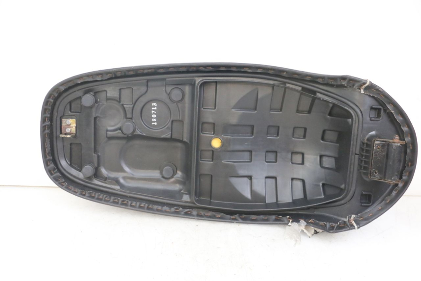 photo de ASIENTO KYMCO LIKE 125 (2009 - 2016) - Ángulo de visión alternativo