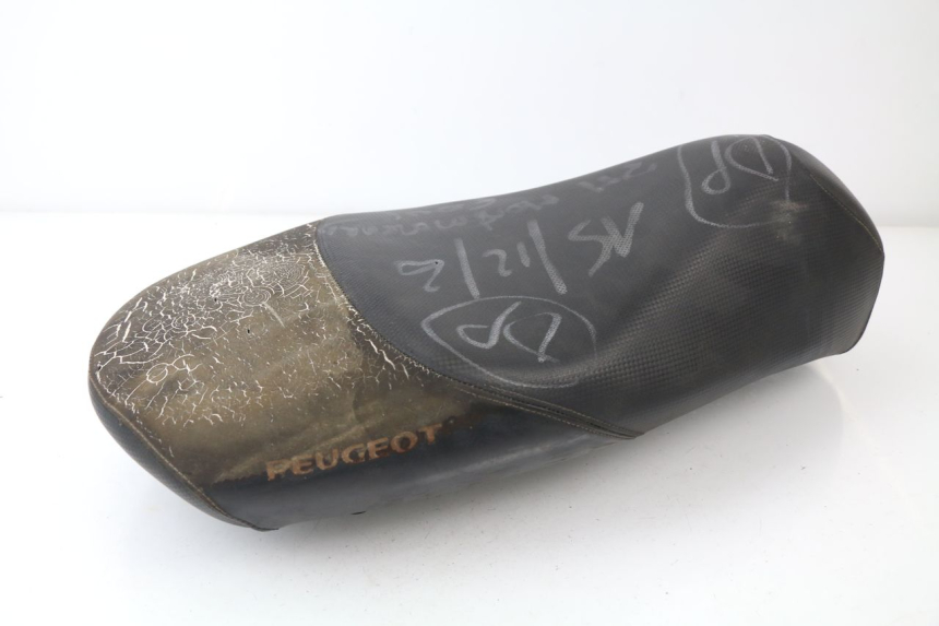 photo de ASIENTO PEUGEOT LUDIX BLASTER 50 (2006 - 2014) - Primer plano técnico
