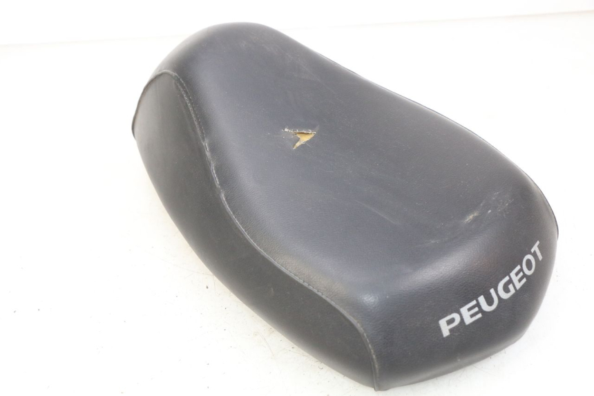 photo de ASIENTO PEUGEOT LUDIX 50 (2005 - 2007) - Marcados y referencias originales