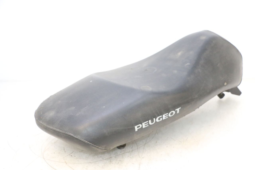 photo de ASIENTO PEUGEOT LUDIX 50 (2005 - 2007) - Primer plano de alta resolución